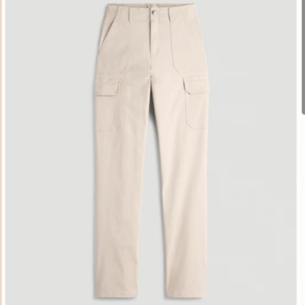 AMERICAN TALL STRAIGHT LEG CARGO CHINO PANTS IN SOFT BEIGE (NWT)